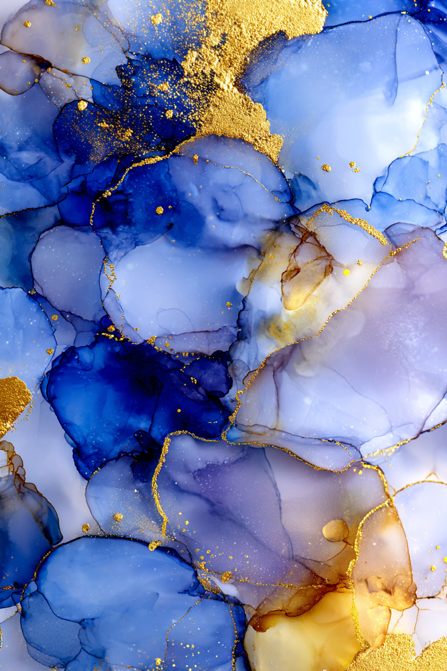 Flüssiges Design Mit Blautonen Und Goldakzenten | Abstrakt | Stilrichtungen