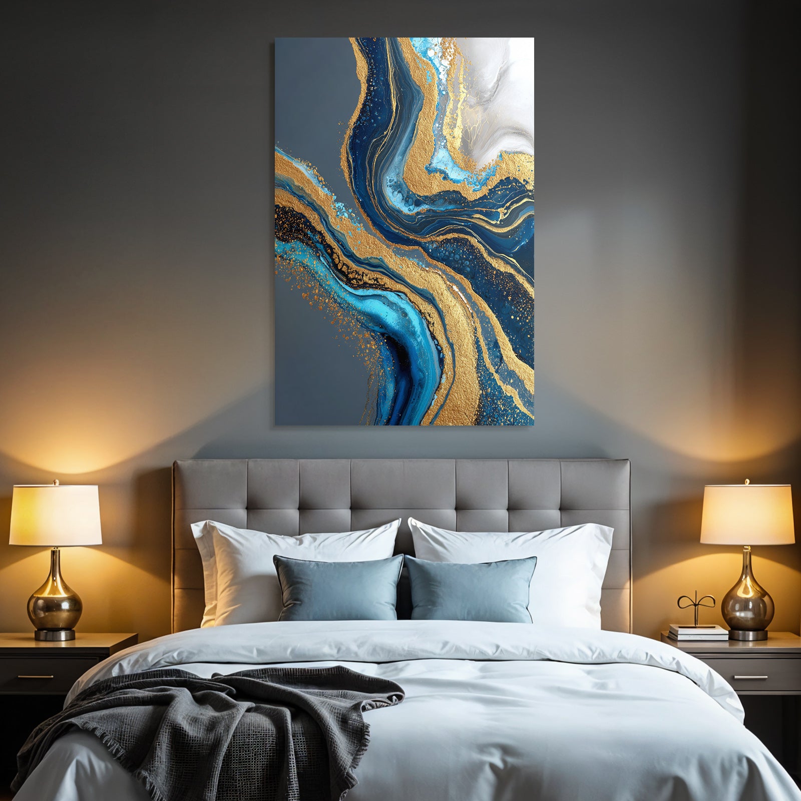 Fluide Muster Marineblau Türkis Goldakzente