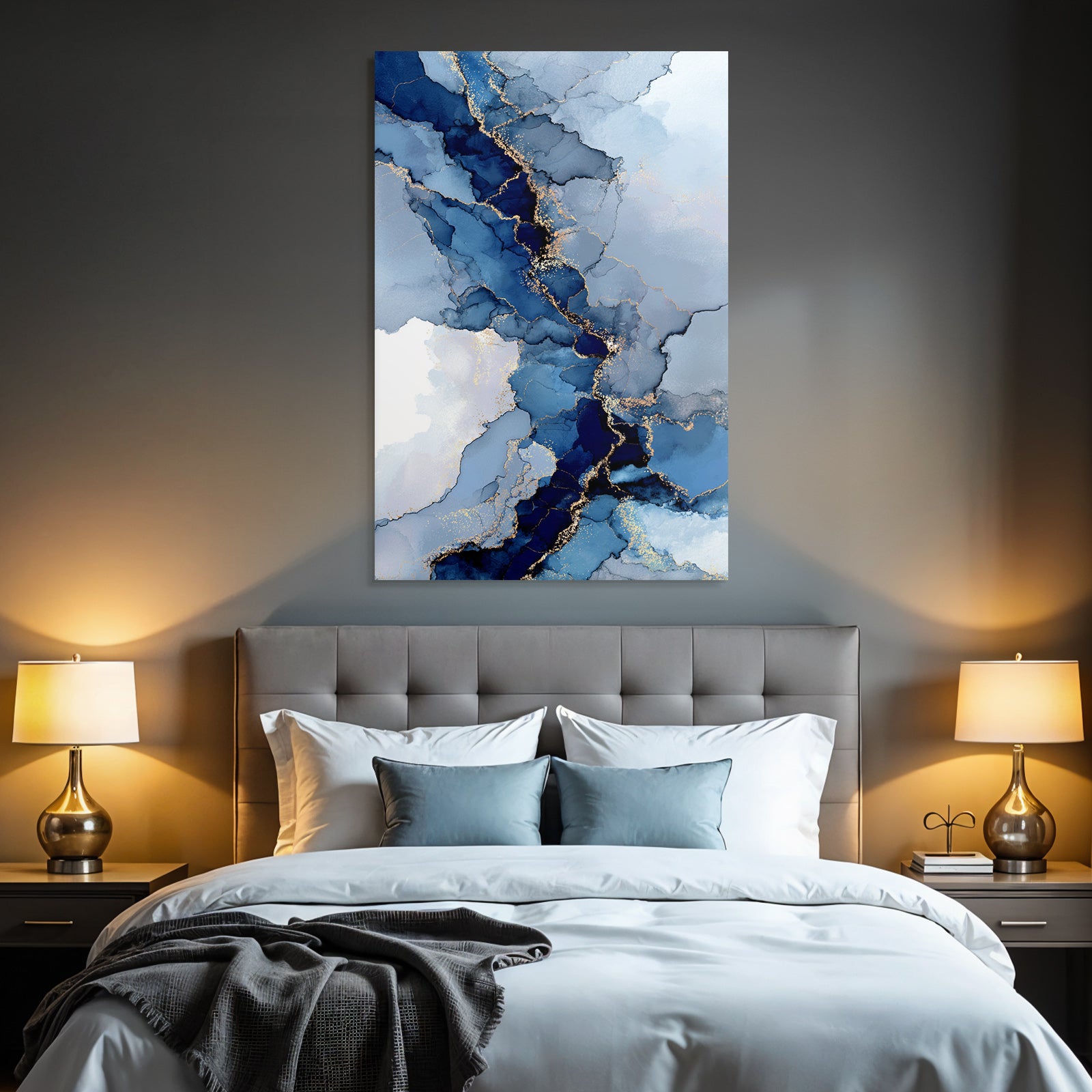 Wasserfarbenbild In Blau Mit Goldakzent