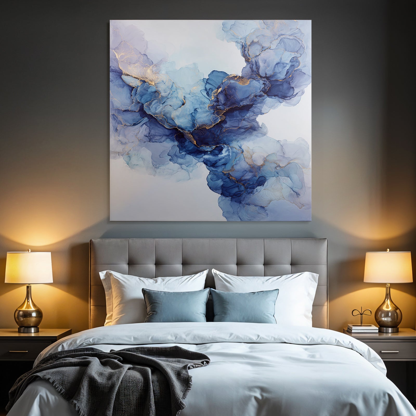 Flüssiges Gemälde In Blau Mit Gold Akzenten