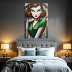 ArtDeco Stilisierte Frau In Grünem Kleid Vor Abstrakter Architektur