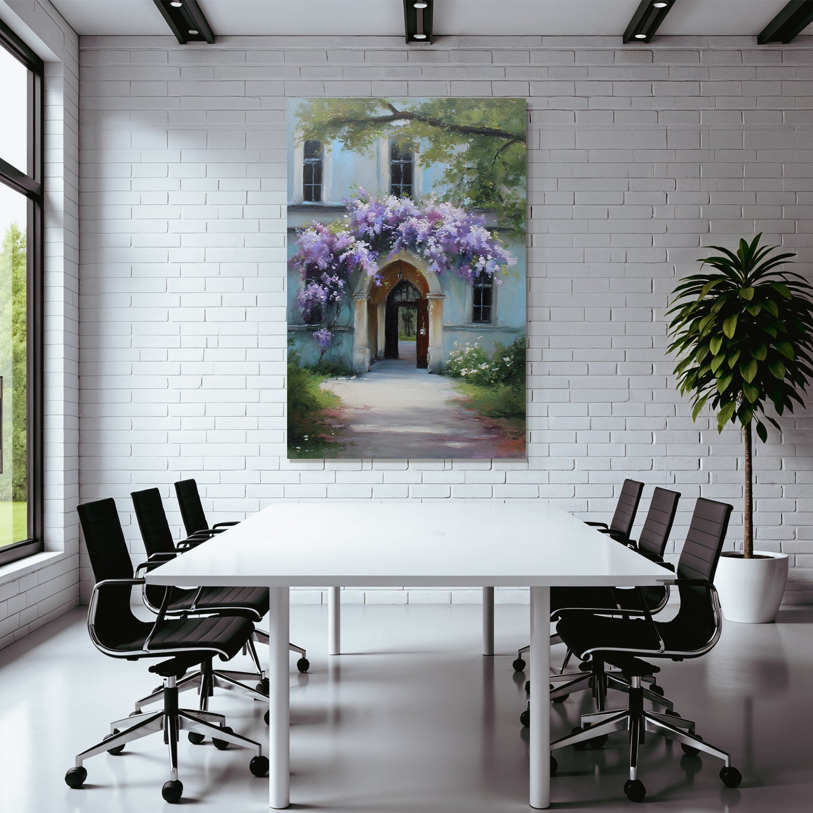 Architektureingang Mit Lila Blüten