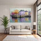 Herbstliche Uferlandschaft Mit Bunten Haeusern Und Wasserreflexionen
