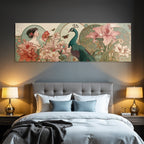 Elegante Frau Mit Pfau Blumen Und Schmetterlingen Im Art Nouveau Stil