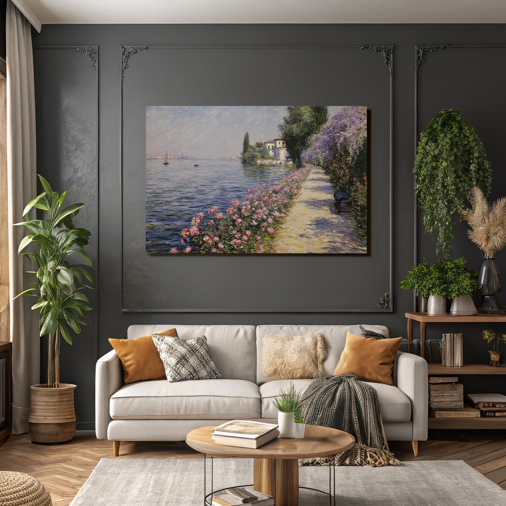 Idyllischer Weg Am Wasser Mit Blüten Booten Und Haus