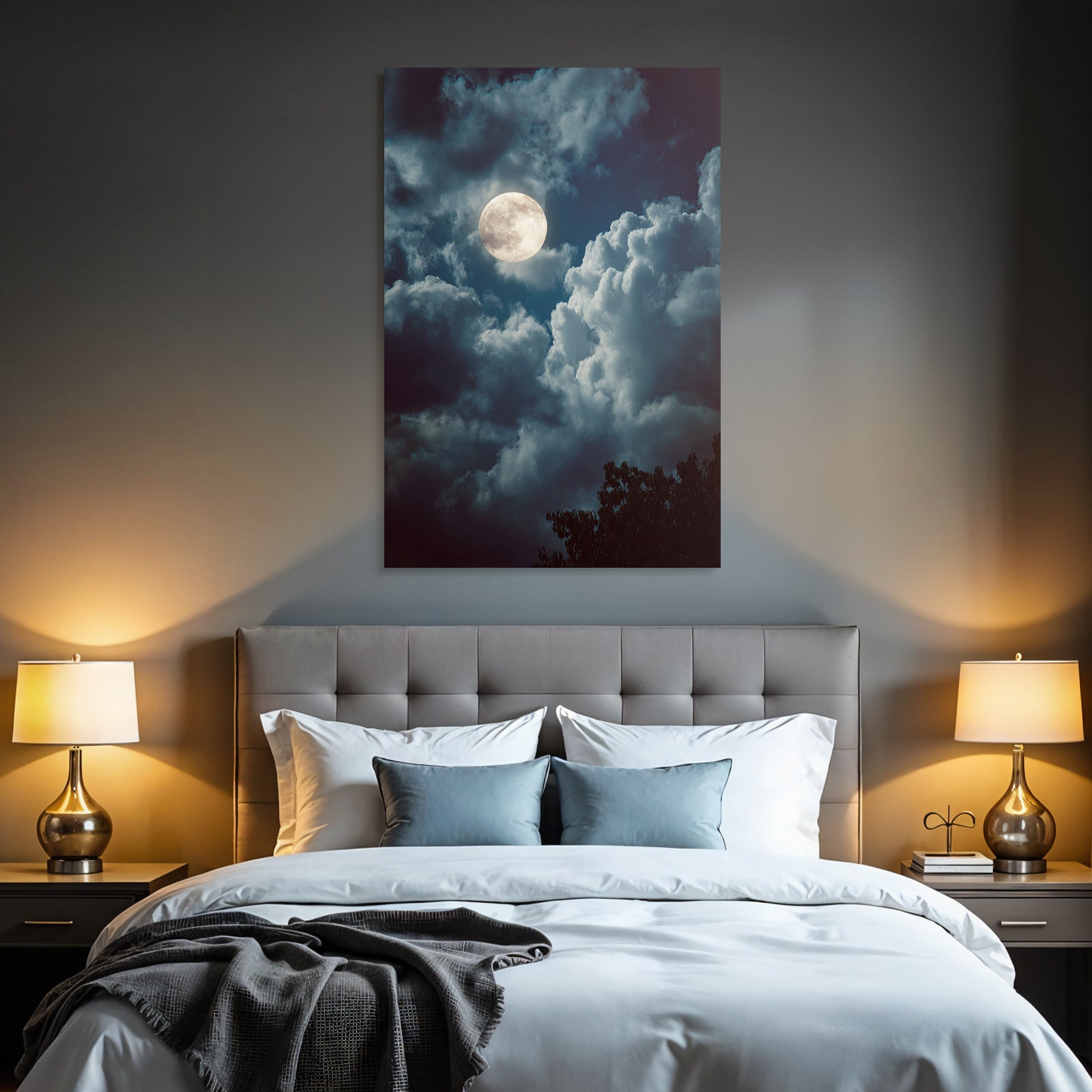 Nächtlicher Himmel Mit Leuchtendem Mond Und Bewölkten Baeumen