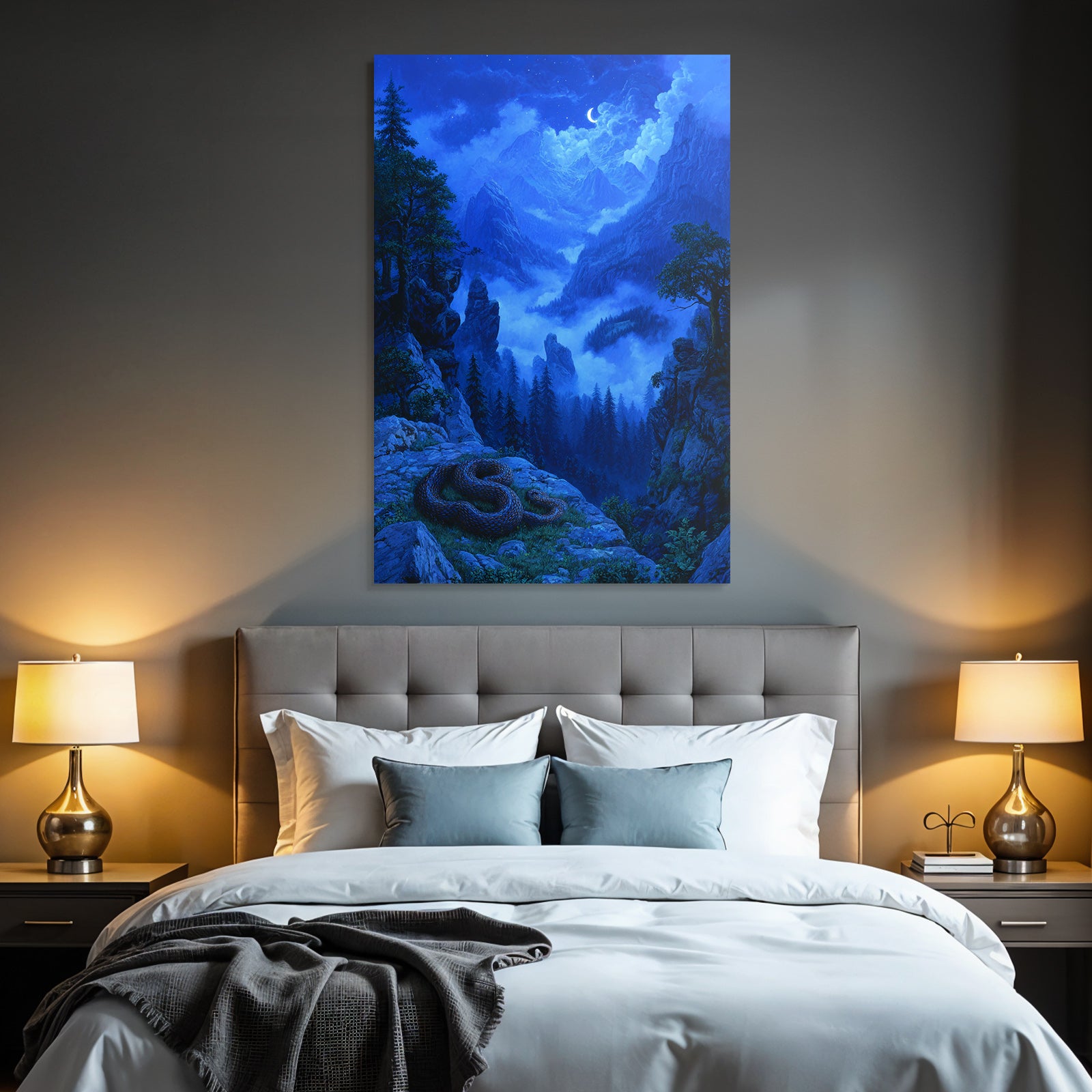 Stille Nachtliche Gebirgslandschaft Mit Schlange Nebel Und Mond