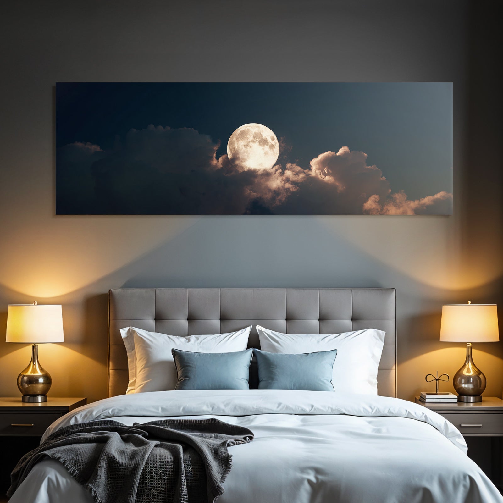 Vollmond Mit Wolken Am Nachtlichen Himmel