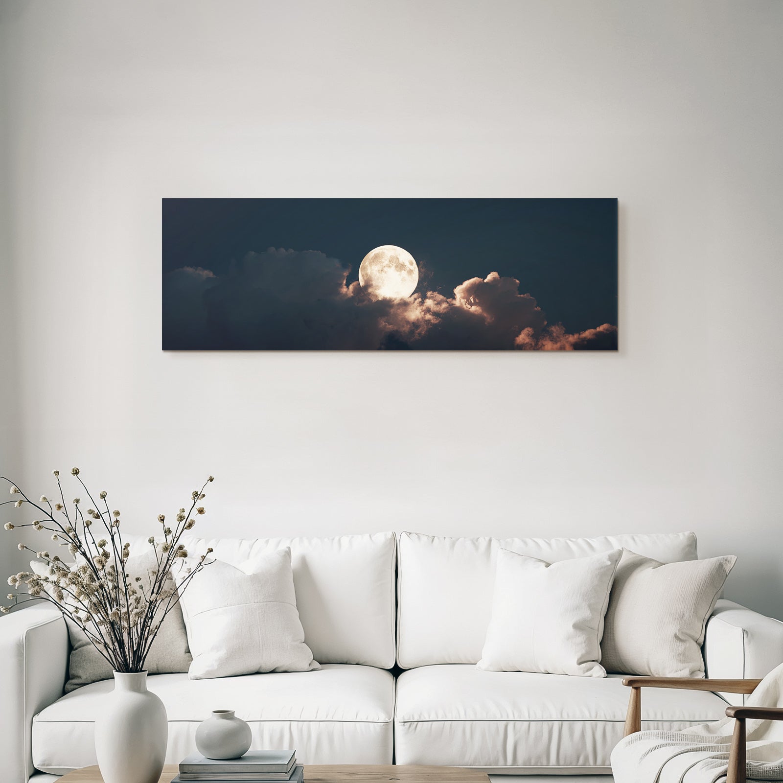 Vollmond Mit Wolken Am Nachtlichen Himmel