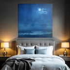 Traeumliche Nacht Mit Mond Drachenwolke Und Ozeanwellen