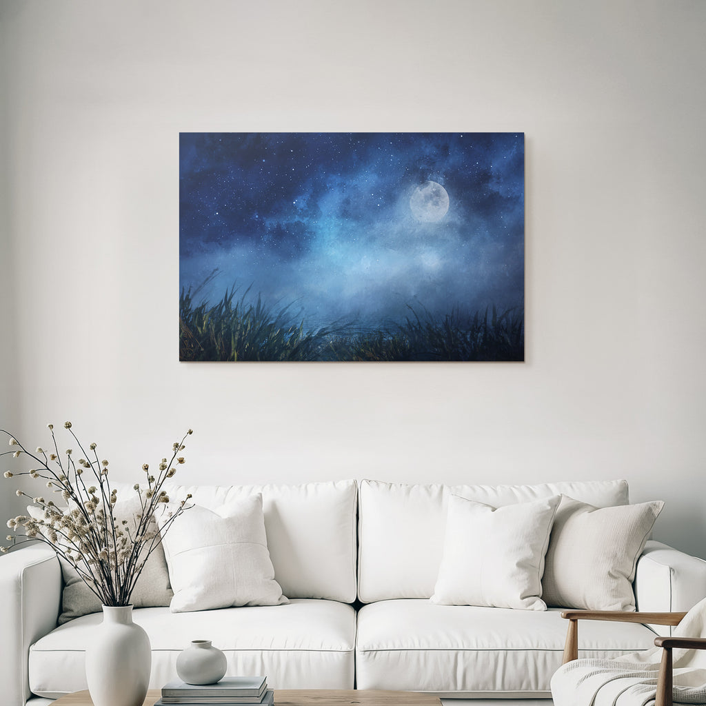 Friedliche Nachtlandschaft Mit Mond Sternen Nebligem Wasserufer
