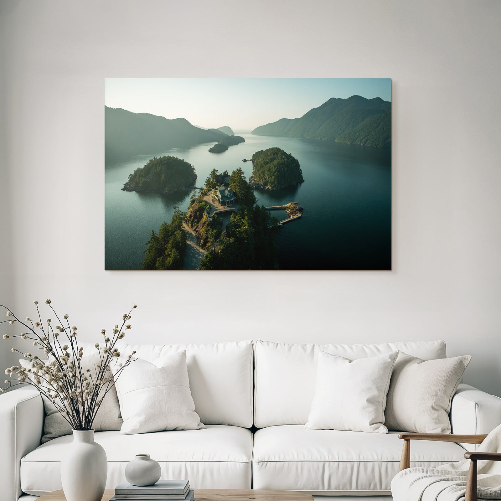 Küstenlandschaft Haus Auf Felsen Mit Dock Und Inseln