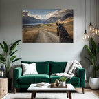Pferdeblick Windender Weg Durch Tal Mit Bergen Und See