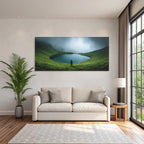 Ruhige Landschaft Mit See Und Grünen Höhen
