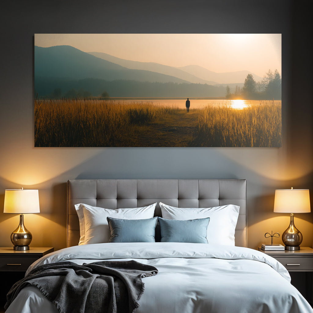 Ruhige Landschaft Person Auf Pfad Am Wasser Beim Sunset
