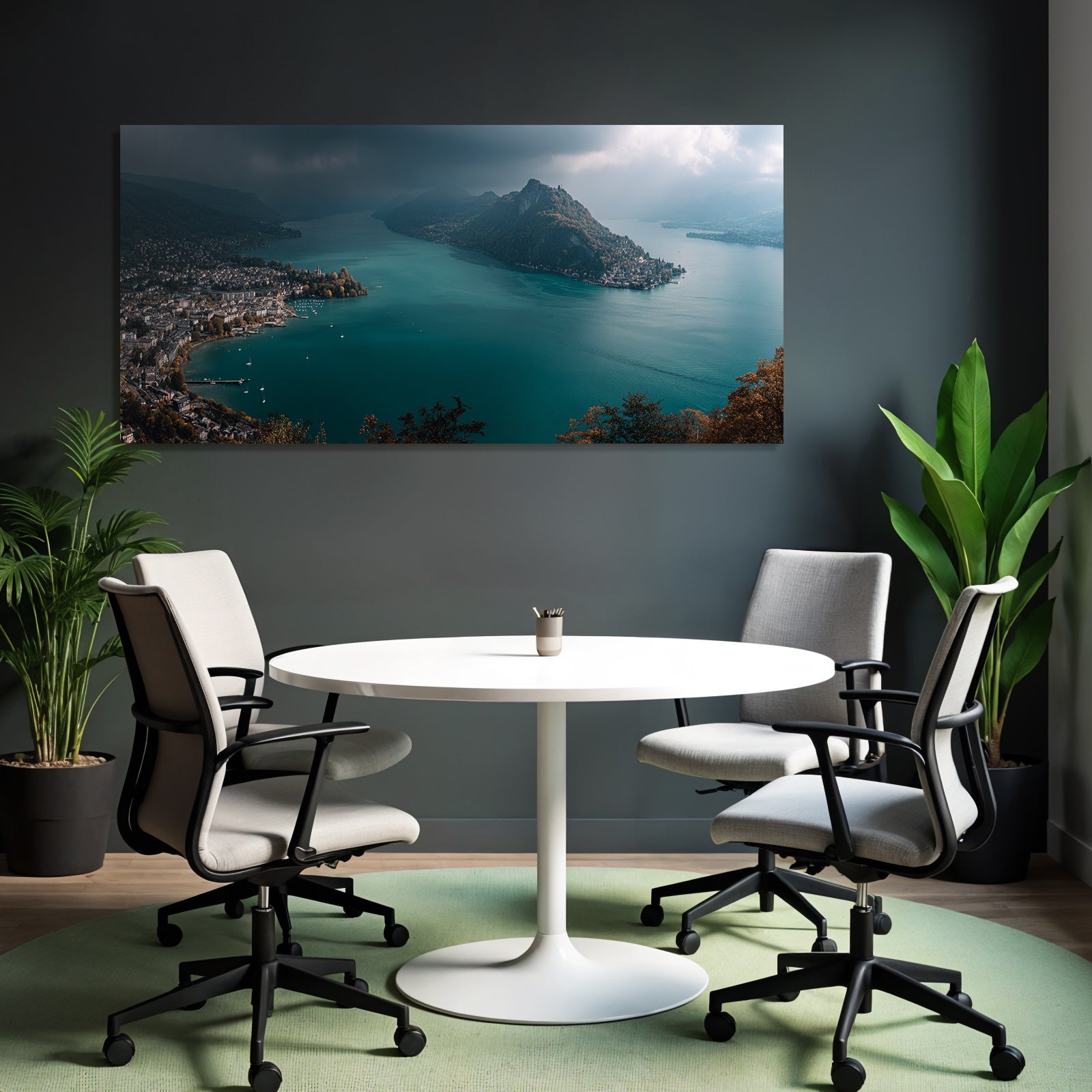 Szenische Landschaft Mit See Umgeben Von Bergen Ortschaft Am Ufer Turquoise Wasser
