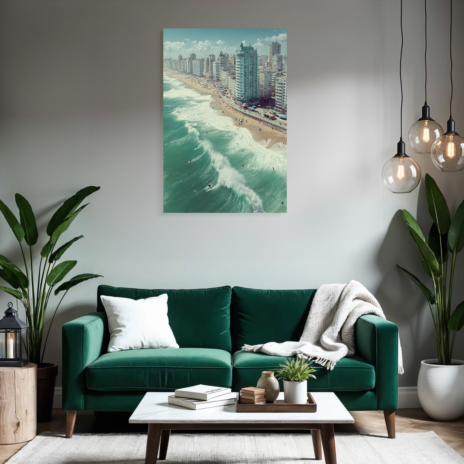Strand Mit Surfern Und Stadt Im Hintergrund Clear Sky Tropisches Paradies