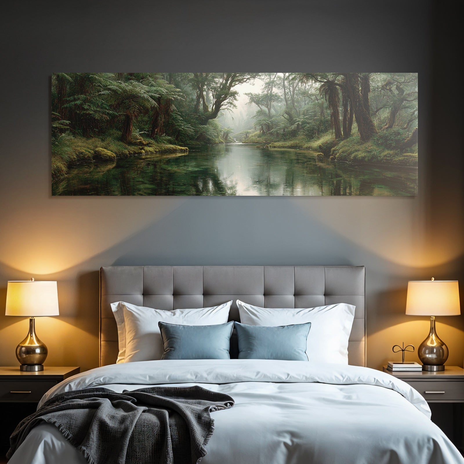 Ruhiger Wald Mit Fluss Und Baumreflexion