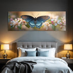 Schmetterling Mit Blaün Und Schwarzen Flügeln Auf Blumen