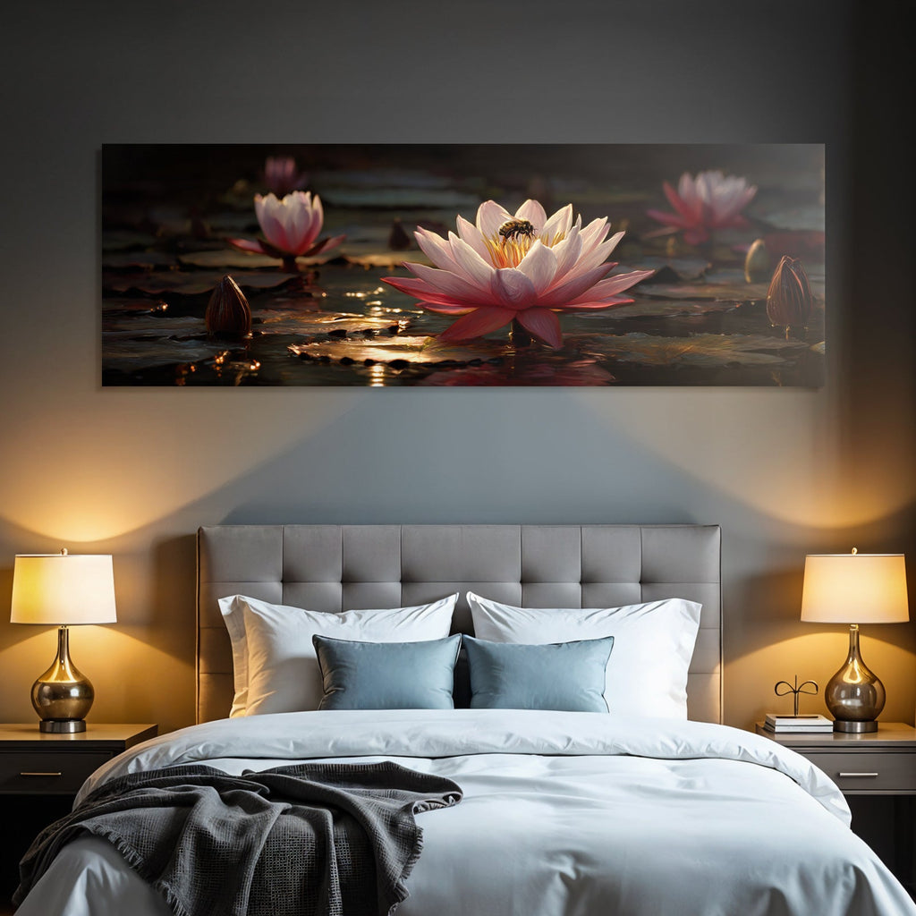 Wasserlandschaft Mit Rosafarbener Seerose Und Biene