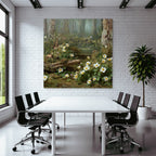 Friedlicher Wald Mit Weissen Blumen Mit Gelben Zentren Und Nebligem Wasser