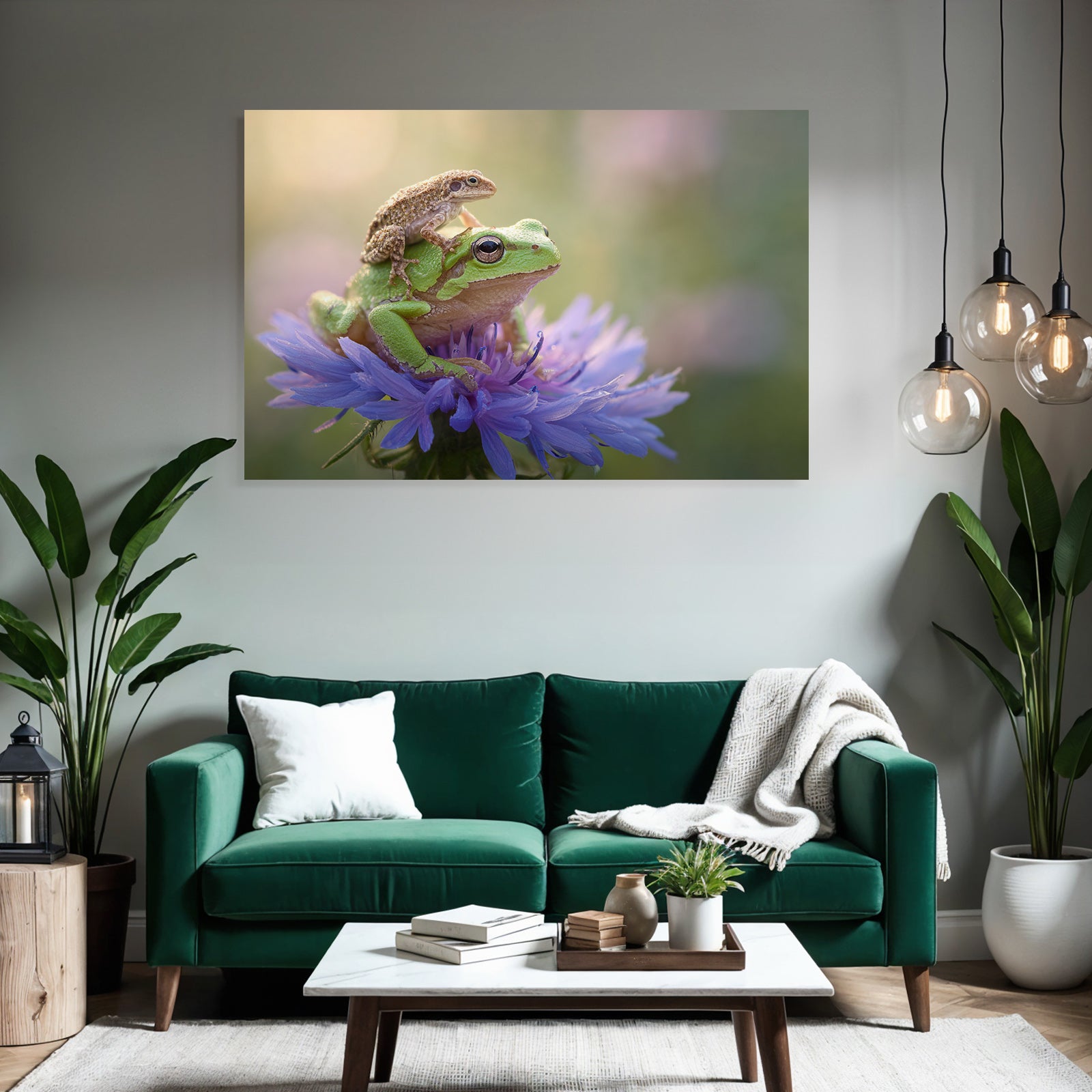 Gruner Frosch Sitzt Auf Einer Purpurnen Blume Mit Kleinem Frosch