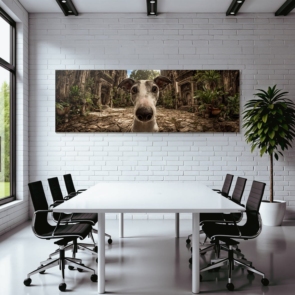 Hund In Einem Mystischen Ort Mit Alter Architektur Und Grünem Hintergrund