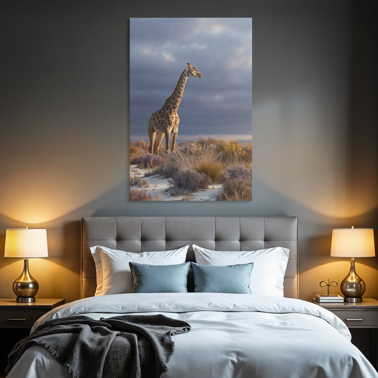 Giraffe Im Natürlichen Habitat Mit Vegetation Und Wolkigem Himmel