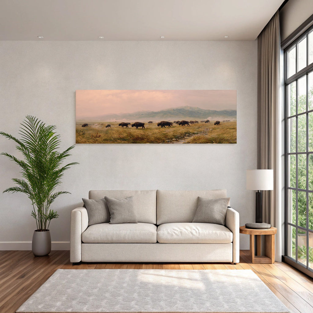 Herde Von Bison In Der Grünen Landschaft Mit Bergen Im Hintergrund