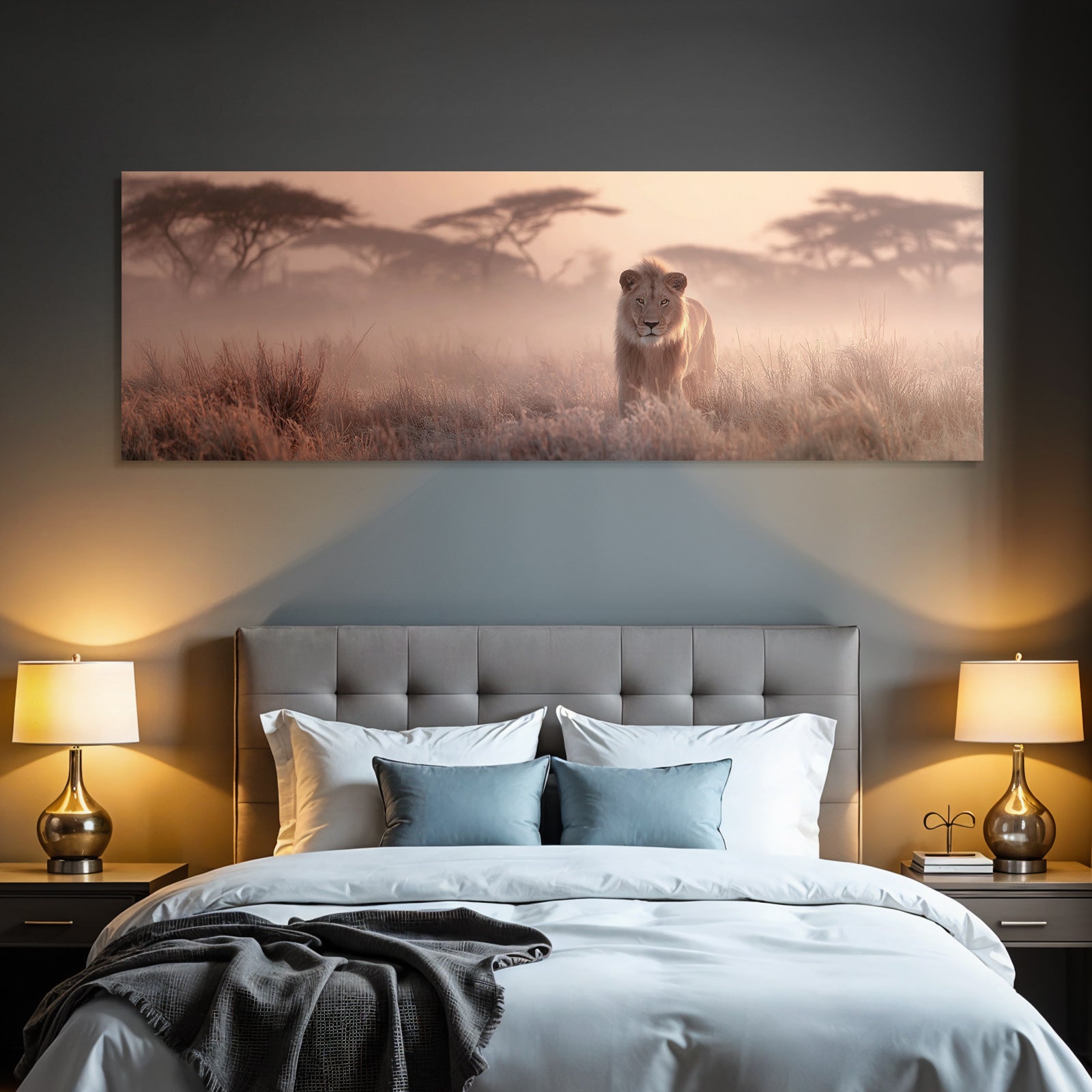 Lion Im Misty Landscape Im Savanna Bei Dämmerung