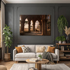 Löwe Im Bogen Mit Architektonischen Säulen Und Hintergrundlandschaft