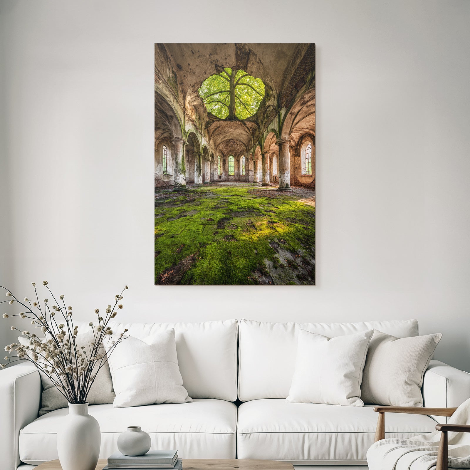 Verlassene Mit Moos Und Baum Im Innenraum | Lost Places | Architektur