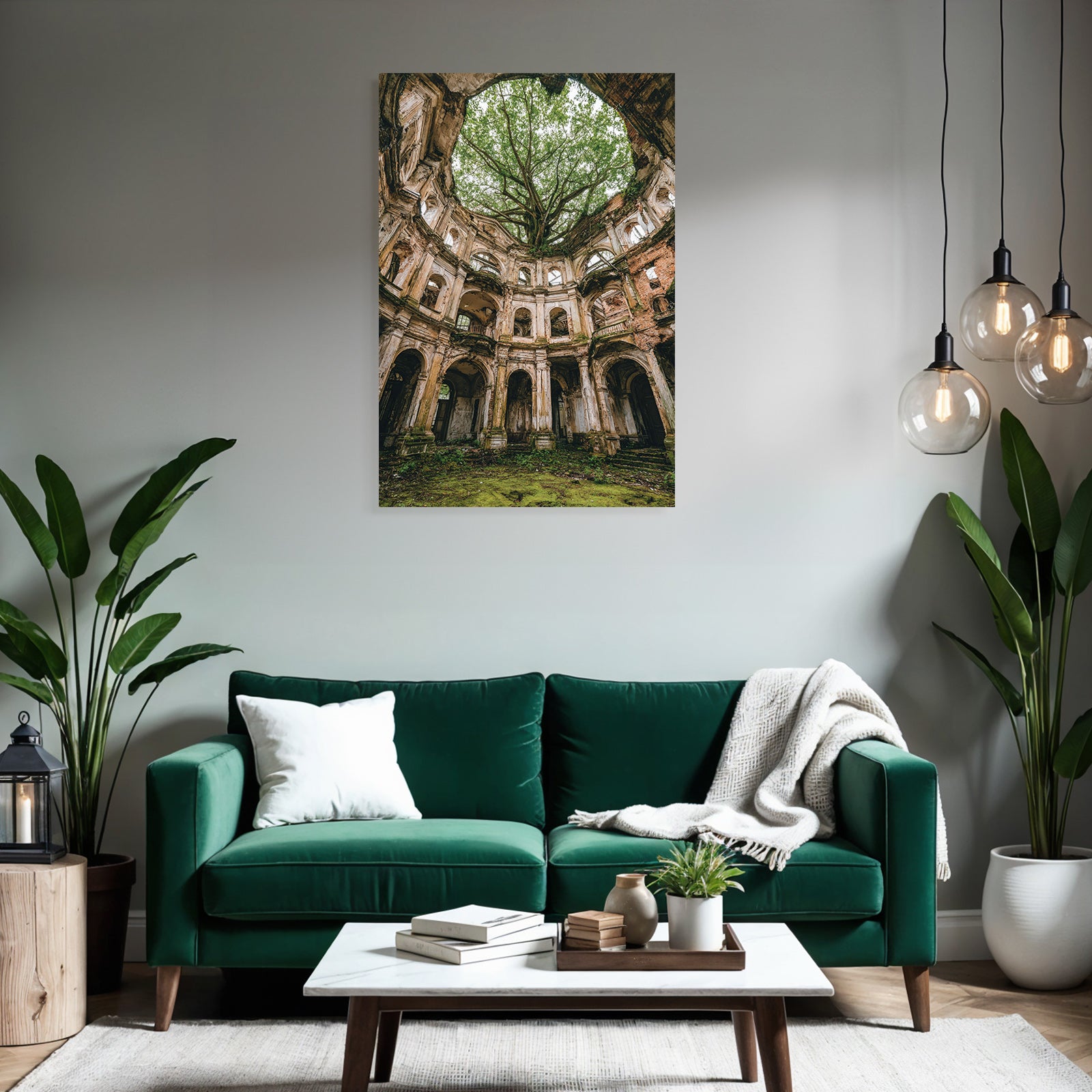 Verlassene Gebaeude Und Baum Wachsend Durch Mitte Ornamentale Elemente | Lost Places | Architektur