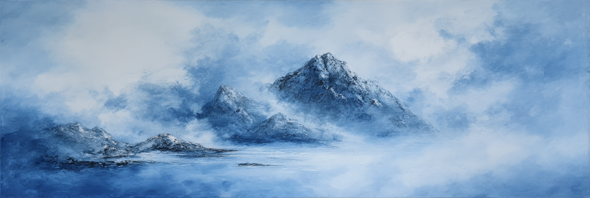 Polarlicht Ruhige Landschaft Mit Blaün Bergen Mit Nebel | Fjorde und Gletscher | Landschaften