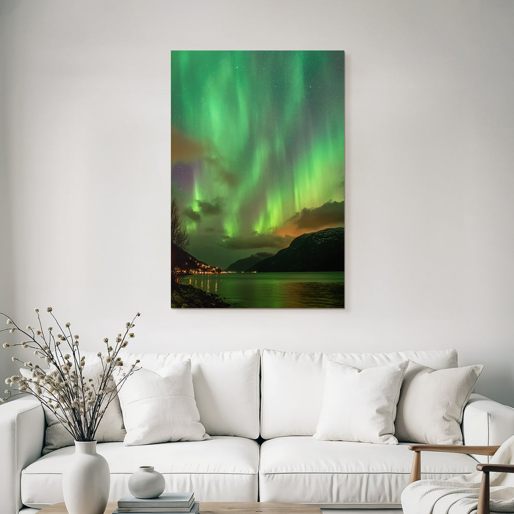 Polarlicht Nordlichter Aurora Borealis Nacht Himmel Bergblick Reflexion Wasser | Fjorde und Gletscher | Landschaften