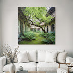 Verlassener Innenraum Natur Erobert Mit Baum Und Farnen | Lost Places | Architektur