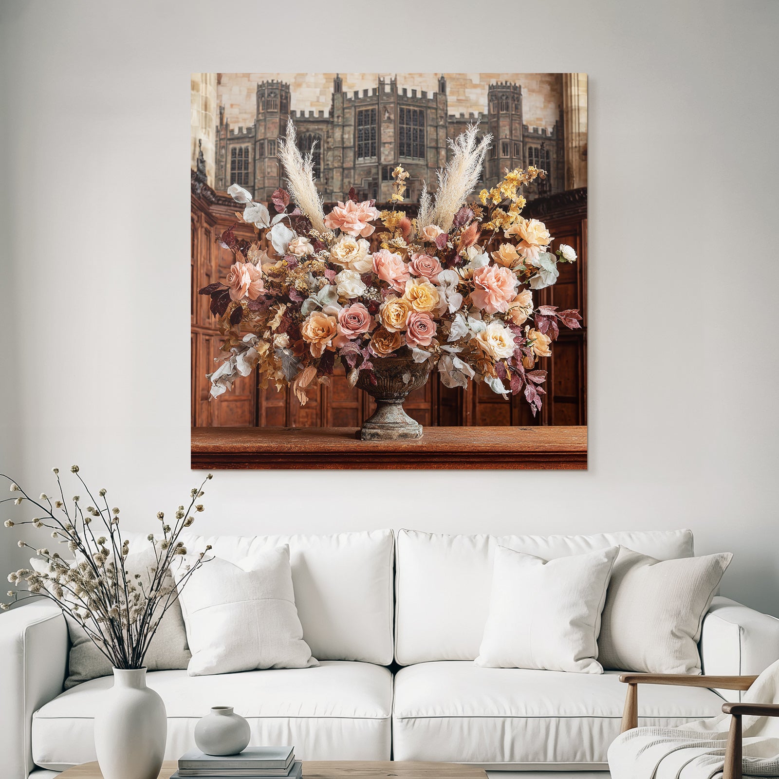 Trocken Retro Flowers Blumiges Arrangement In Ornamentalem Vase Mit Holz Hintergrund