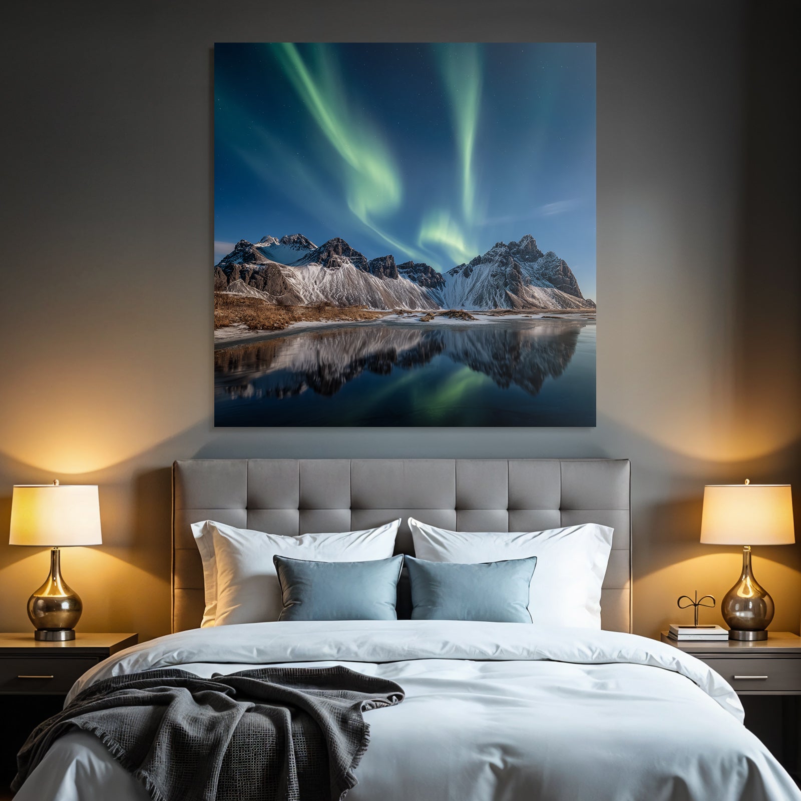 Polarlicht Schneebedeckte Berge Und Nordlichter Auf Dem Wasser | Fjorde und Gletscher | Landschaften