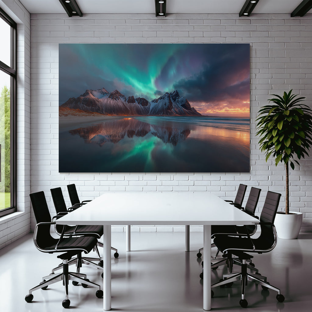 Polarlicht Dramatische Bergoffnung Mit Nordlichtern Und Reflektionen | Fjorde und Gletscher | Landschaften