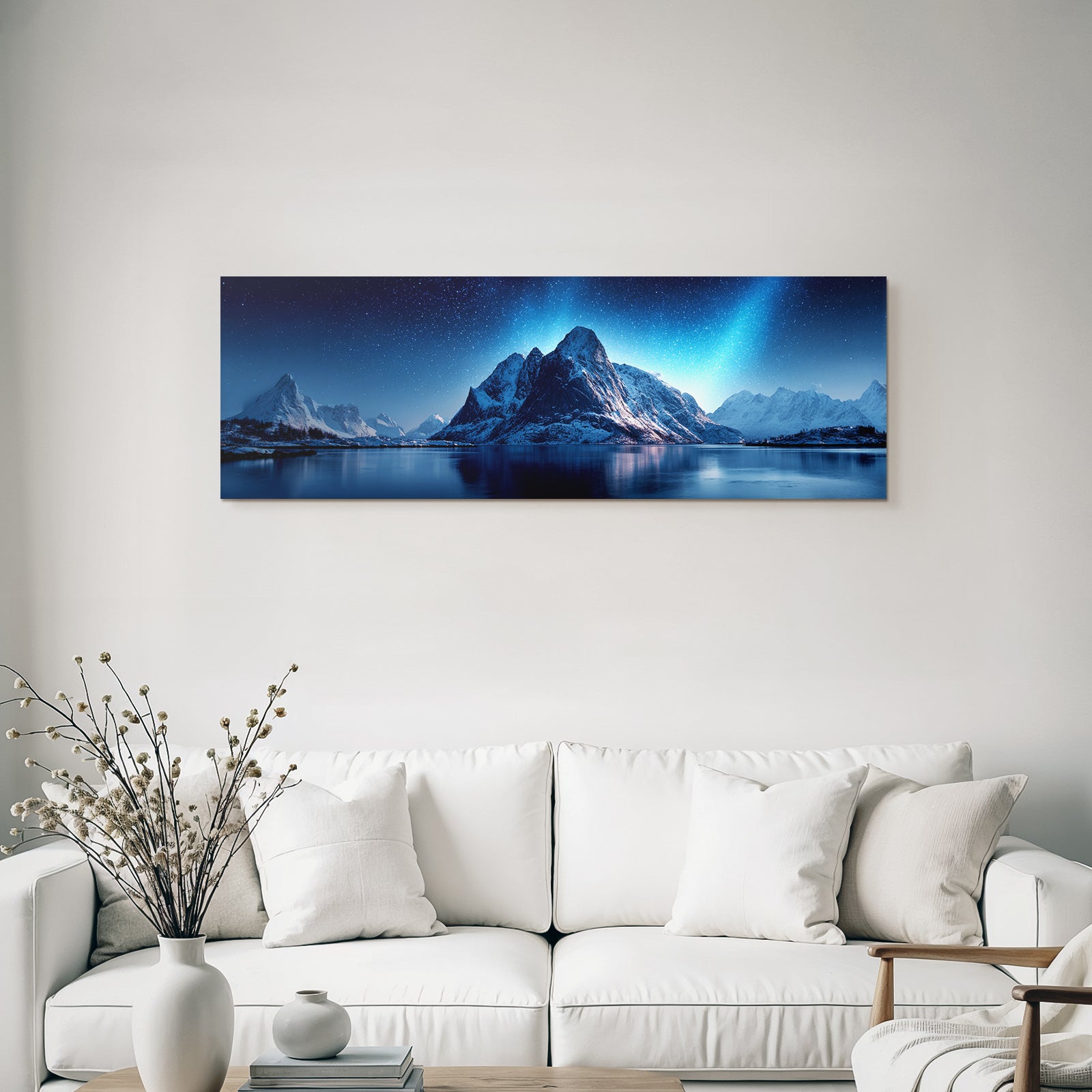 Polarlicht Beruhigende Berglanschaft Unter Sternenhimmel Mit Reflektierender Wasseroberfläche | Fjorde und Gletscher | Landschaften