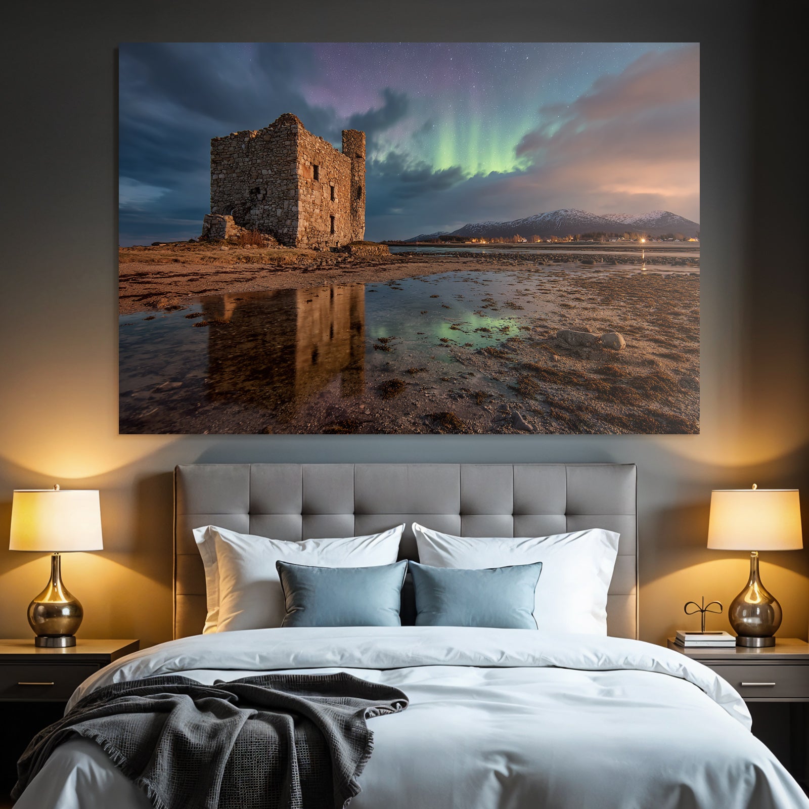 Polarlicht Steinruine Und Abendhimmel Mit Nordlichtern In Berglandschaft | Fjorde und Gletscher | Landschaften
