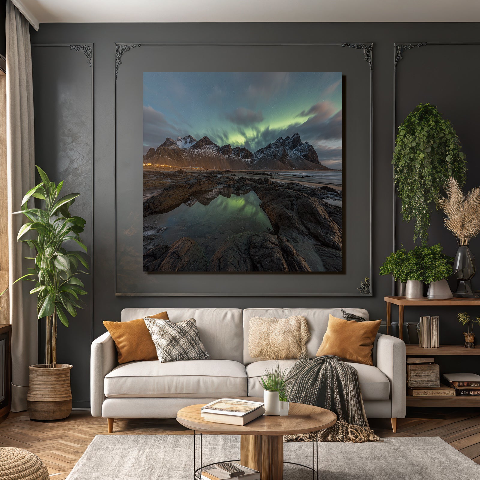 Polarlicht Schneebedeckte Berge Felsenstrand Und Nordlichter | Fjorde und Gletscher | Landschaften