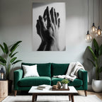 Hände Im Contrast Bw Licht Hintergrund Texturen Und Formen | Haende und Gestik | Menschen und Emotionen