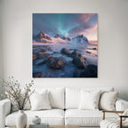 Polarlicht Winterlandschaft Mit Bergen Und Nordlichtern Mit Farbenfrohem Himmel | Fjorde und Gletscher | Landschaften