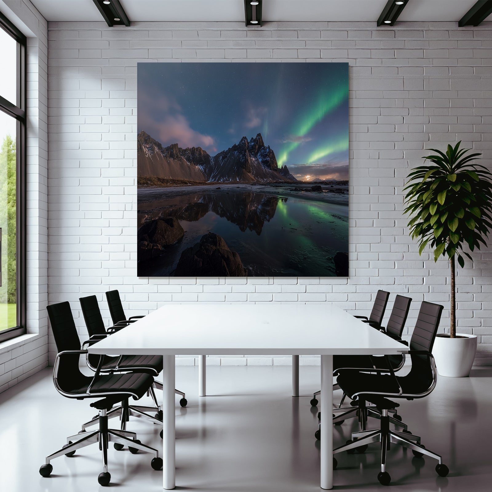 Polarlicht Atemberaubende Naturlandschaft Mit Bergen Und Nordlichtern Reflektion Im Wasser | Fjorde und Gletscher | Landschaften