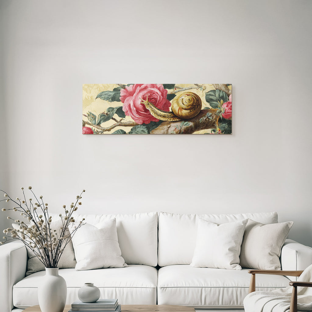 Schnecke Und Rosen Mit Grünen Pflanzen