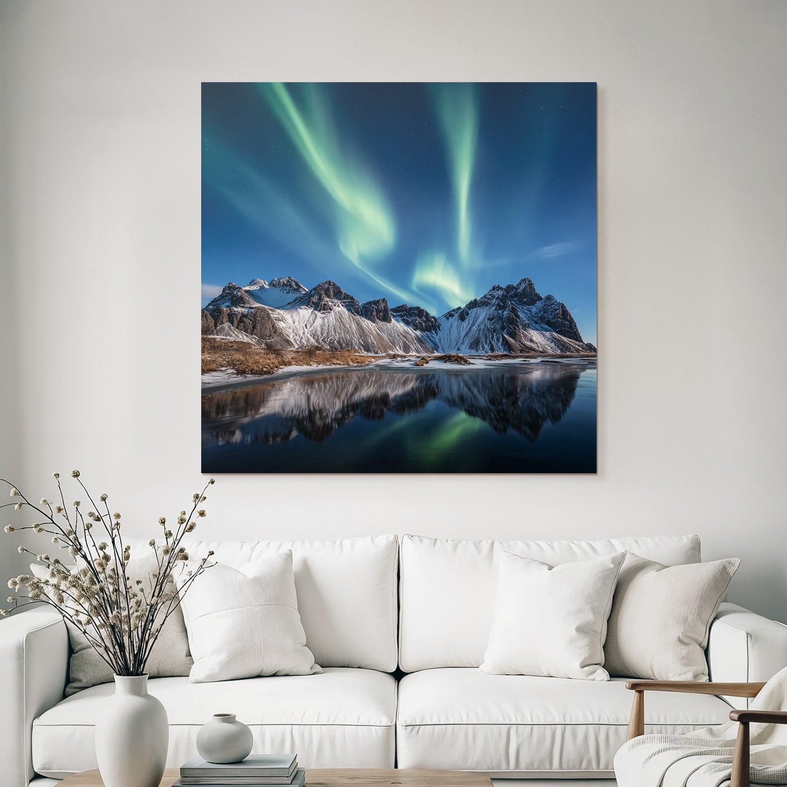 Polarlicht Schneebedeckte Berge Und Nordlichter Auf Dem Wasser | Fjorde und Gletscher | Landschaften