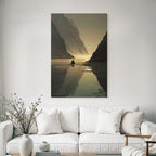 Yoga Meditation Ruhige Landschaft Meditierende Person Am Wasser Sonnenuntergang | Yoga und Meditation | Themen und Hobbys