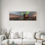 Polarlicht Verfallene Fahrzeuge Und Aurora Borealis Mountains See | Fjorde und Gletscher | Landschaften