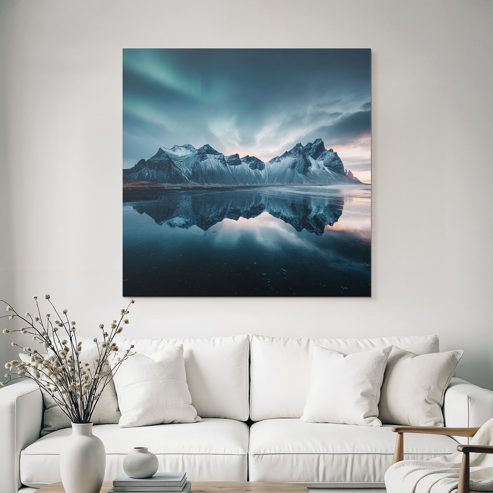 Polarlicht Dramatische Landlandschaft Mit Bergen Und Aurora Borealis | Fjorde und Gletscher | Landschaften